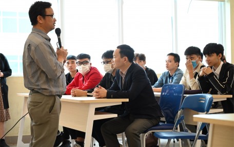 Chào Tân Sinh Viên – Bước Khởi Đầu Cho Một Hành Trình Mới