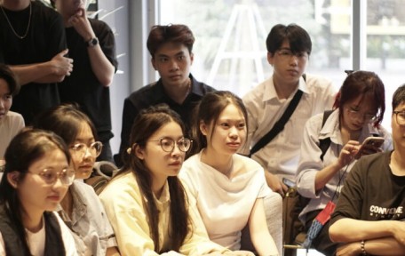 Cơ hội thăng tiến sự nghiệp: HUBT tuyển sinh MBA năm 2025